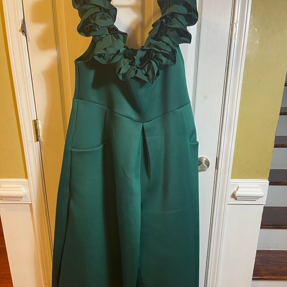 NWT XPLUS Wear Hunter Green jumpsuit ruffle neck and shoulder Size 3XL